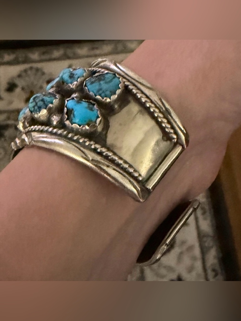 Massive Vintage Navajo Nugget Turquoise Sterling Silver Cuff Bracelet 66 Grams - Picture 4 of 9